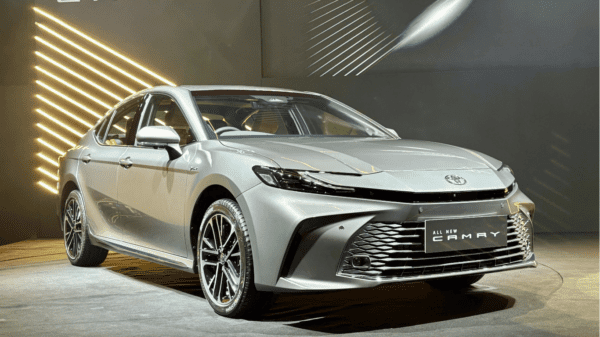 Khám phá các dòng xe Toyota 5 chỗ đáng mua nhất năm 2025 7 Toyota Camry 2025, sedan Toyota 5 chỗ hạng D sang trọng và đẳng cấp.